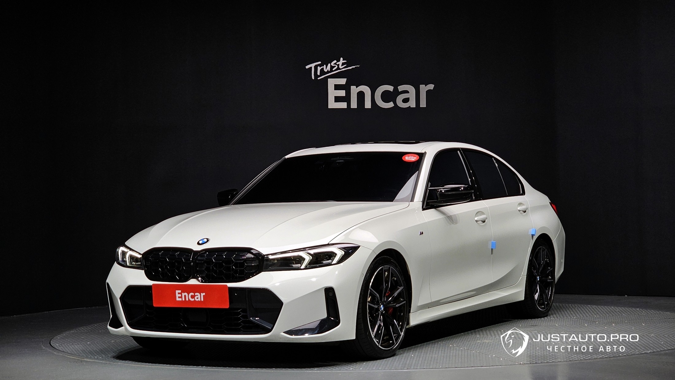 Автомобиль BMW 3-Series