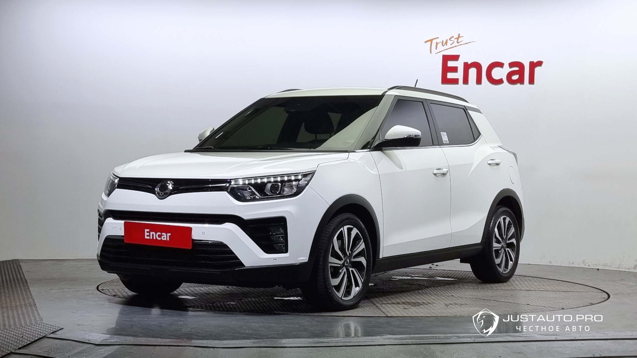 Автомобиль KG_Mobility_Ssangyong TIBOLI