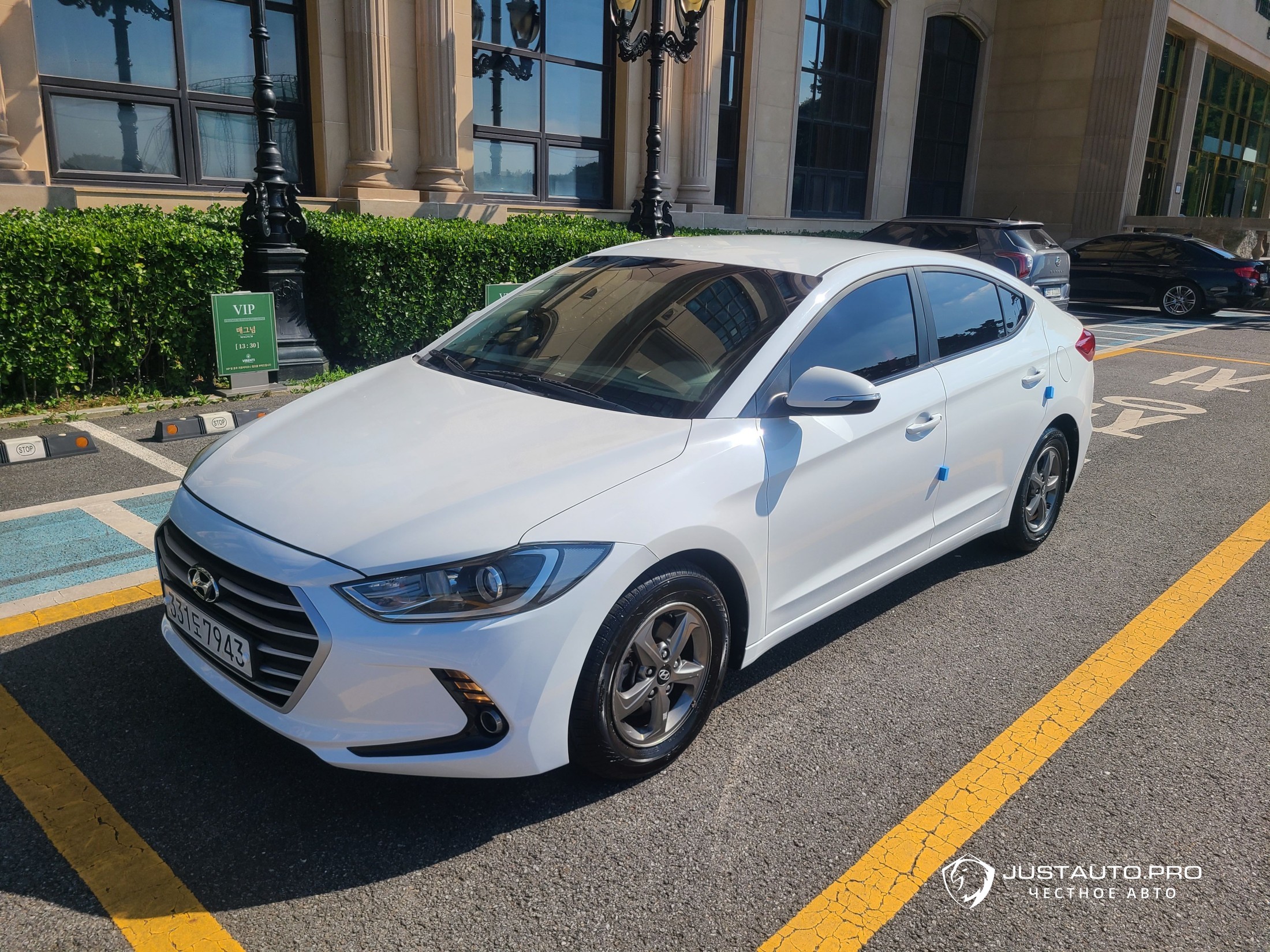 Автомобиль Hyundai AVANTE