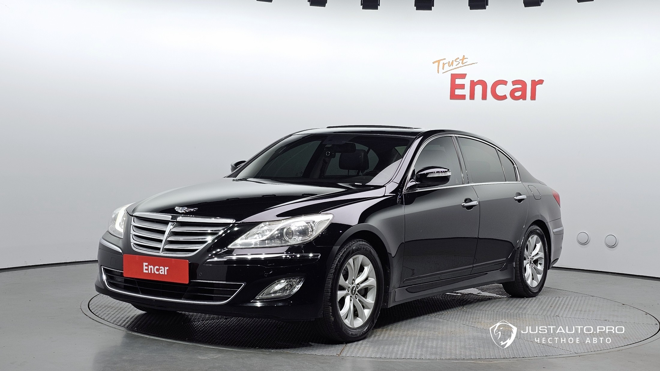 Автомобиль Hyundai Genesis