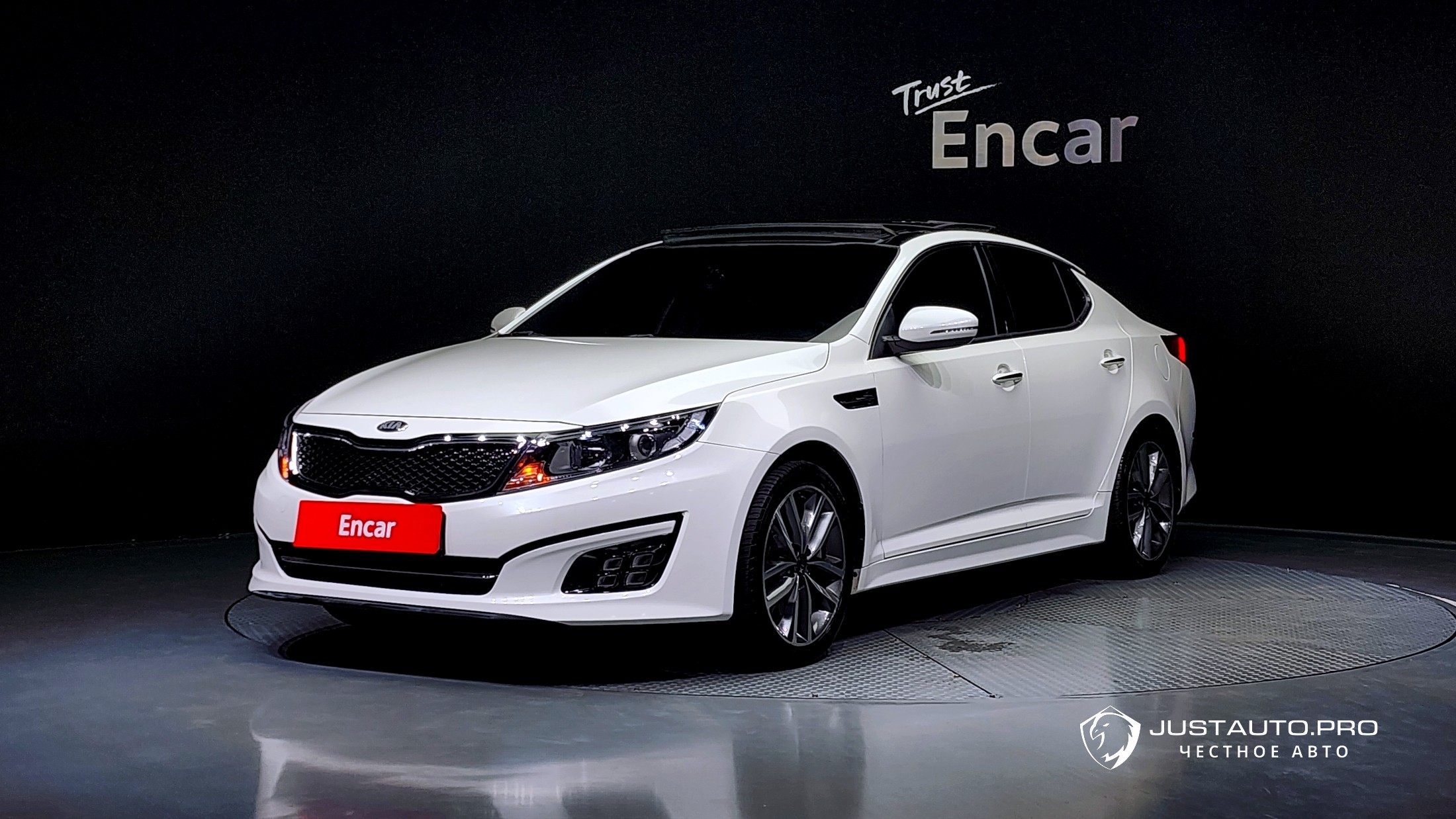 Автомобиль Kia K5