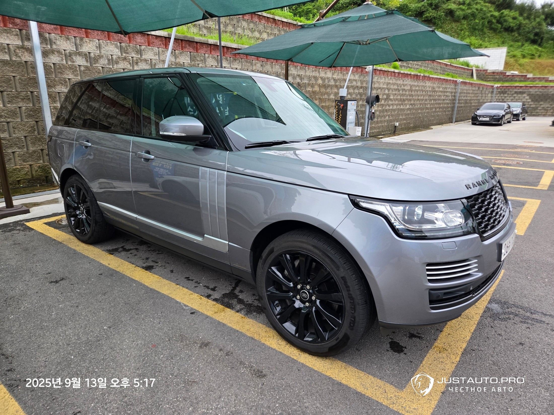 Автомобиль Land Rover Range Rover