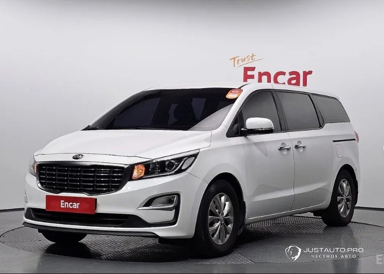 Автомобиль Kia Canival