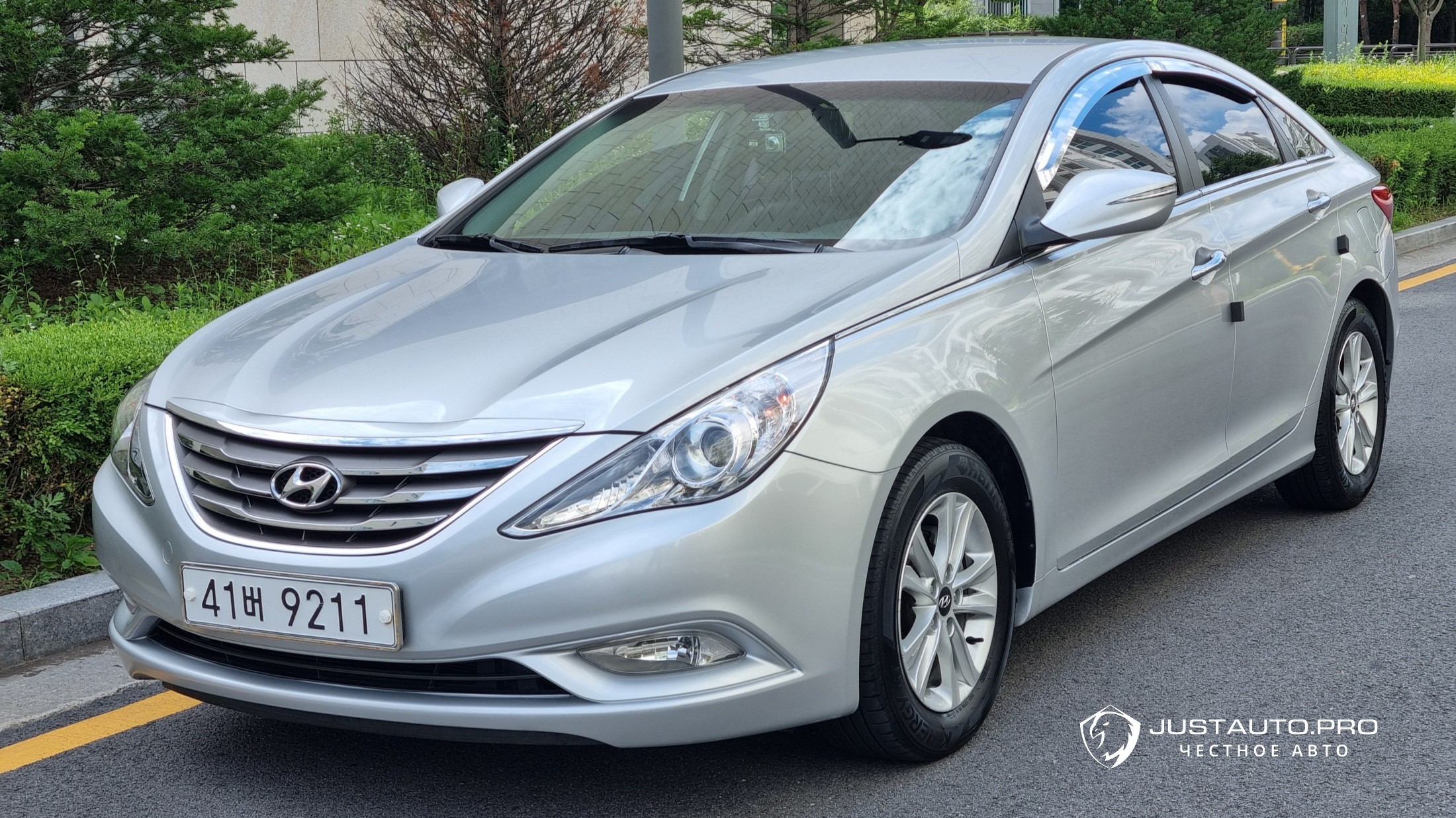 Автомобиль Hyundai Sonata