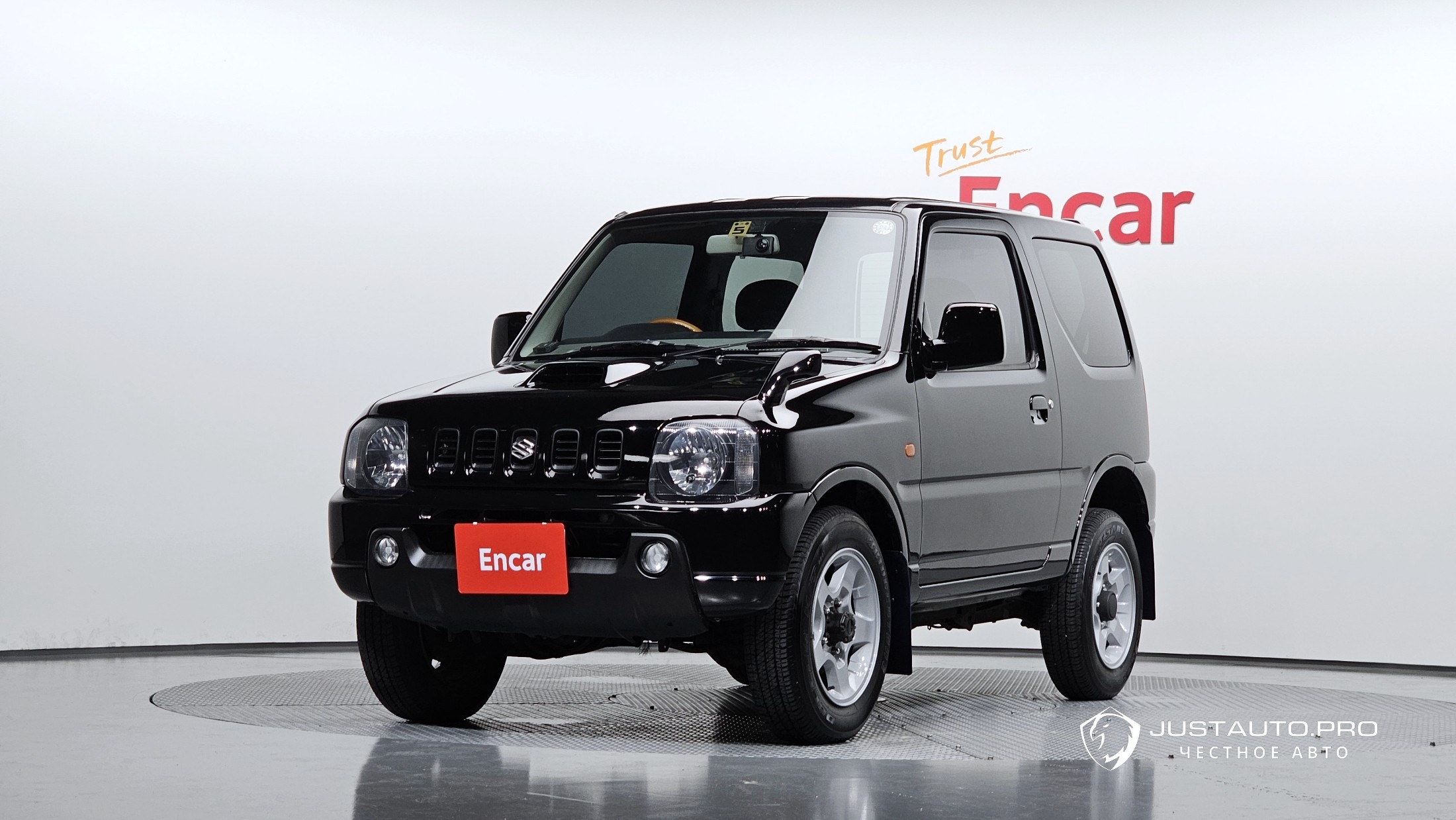 Автомобиль Suzuki Jimny