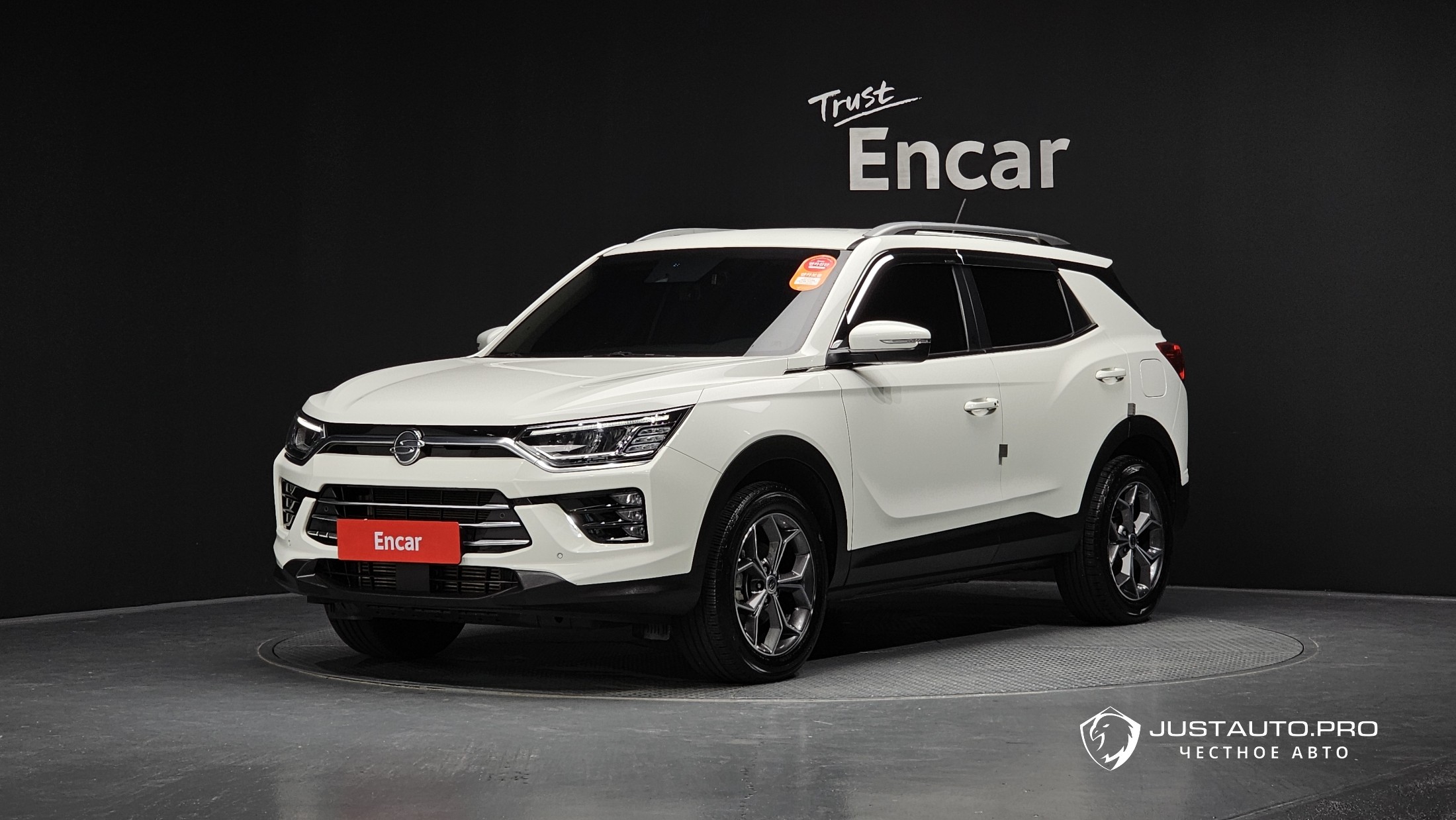 Автомобиль KG_Mobility_Ssangyong KORANDO