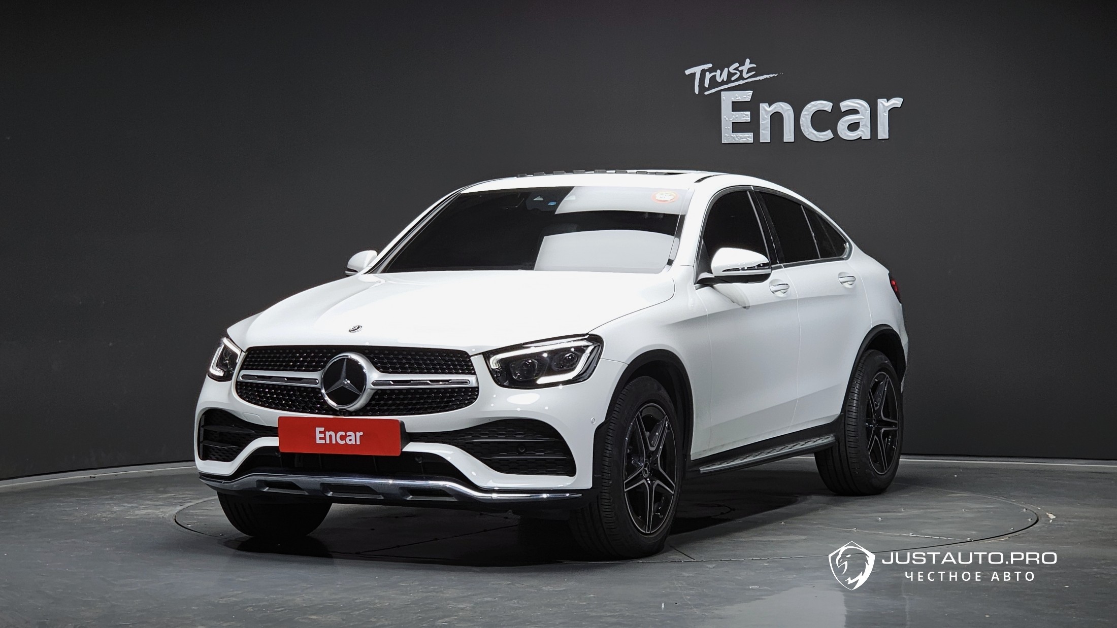 Автомобиль Mercedes-Benz GLC-Class