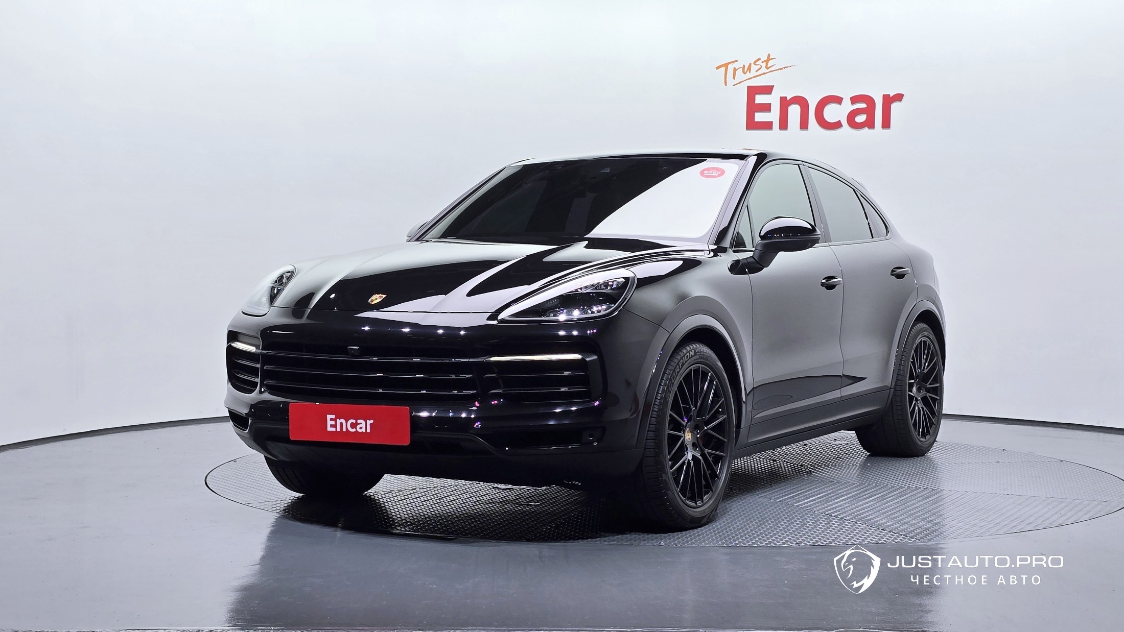Автомобиль Porsche Cayenne