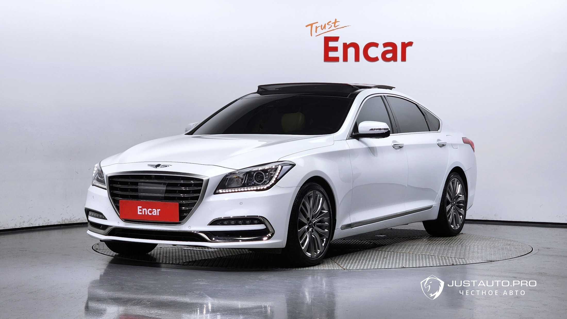 Автомобиль Genesis G80