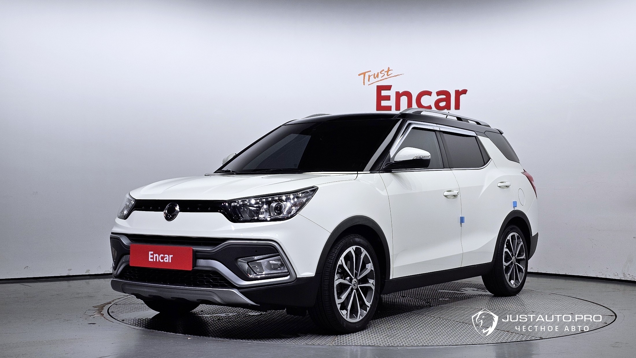 Автомобиль KG_Mobility_Ssangyong TIBOLI