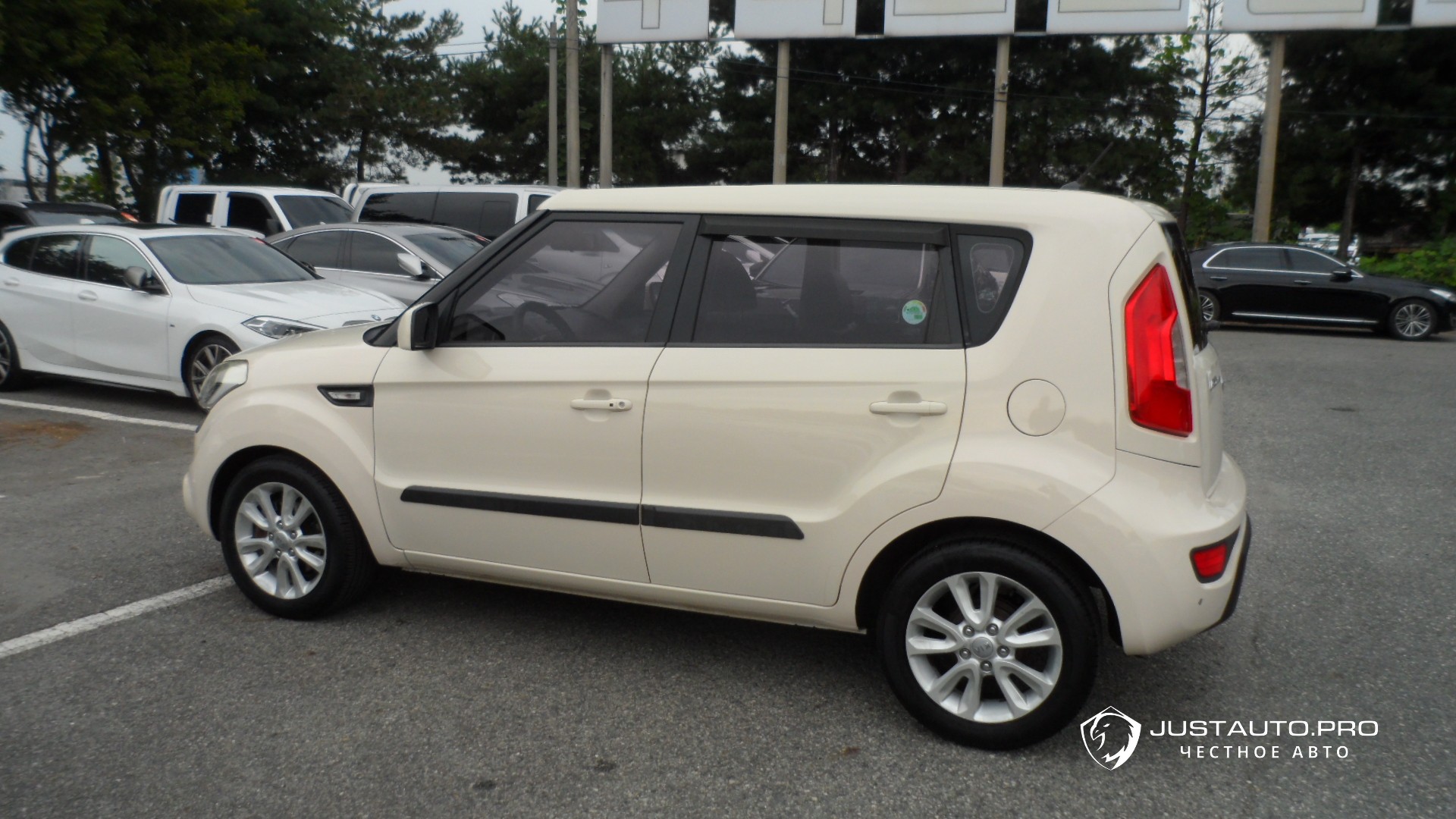 Автомобиль Kia Soul