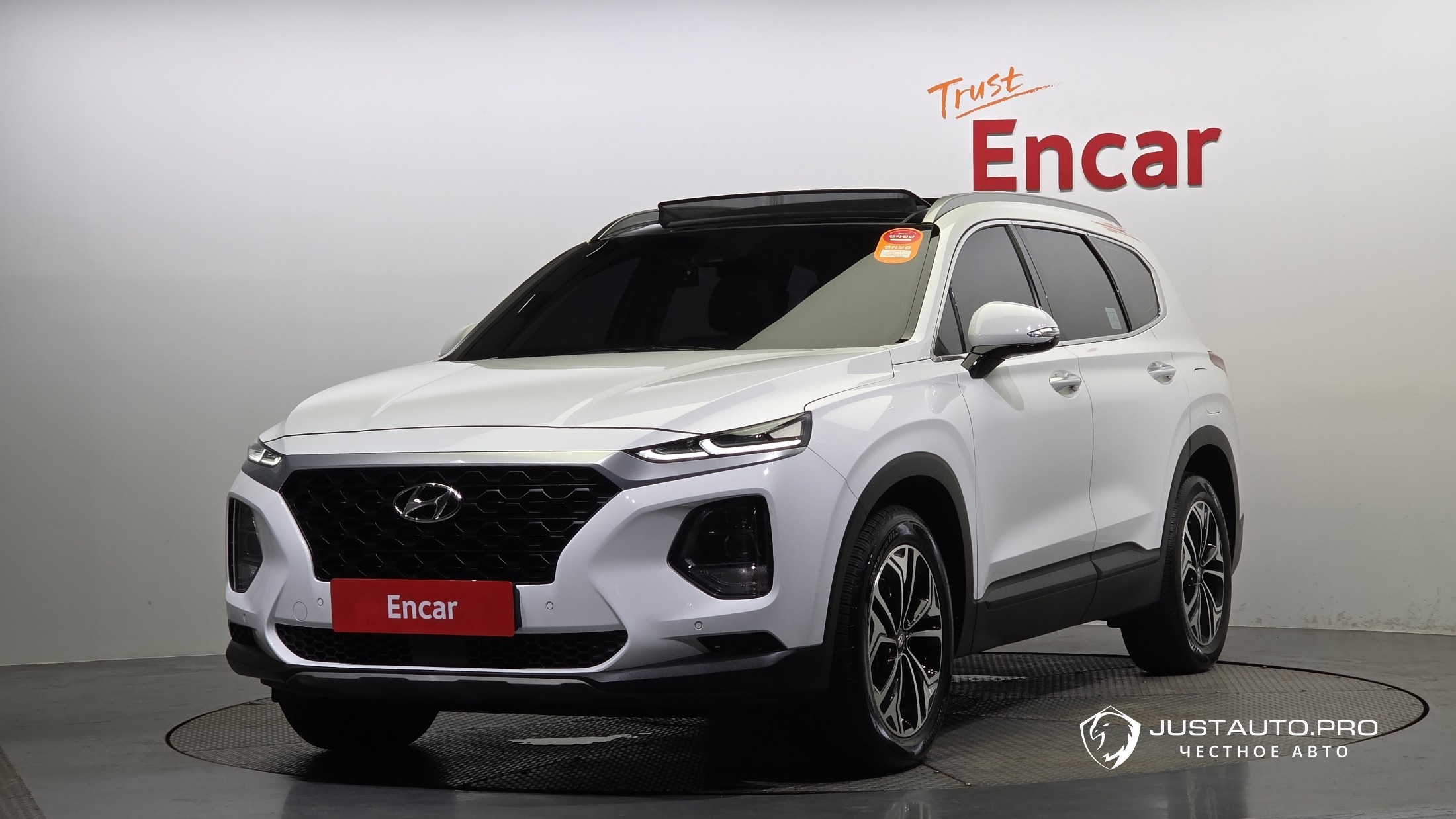 Автомобиль Hyundai Santafe