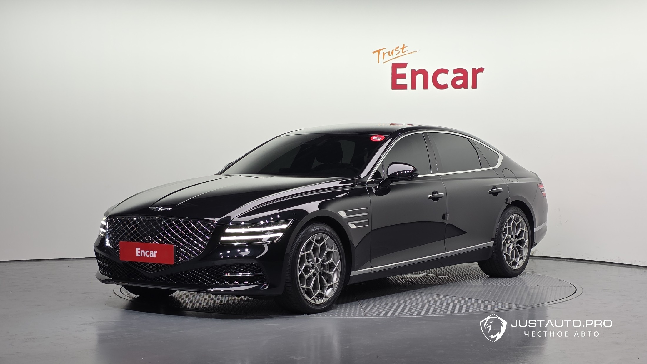 Автомобиль Genesis G80