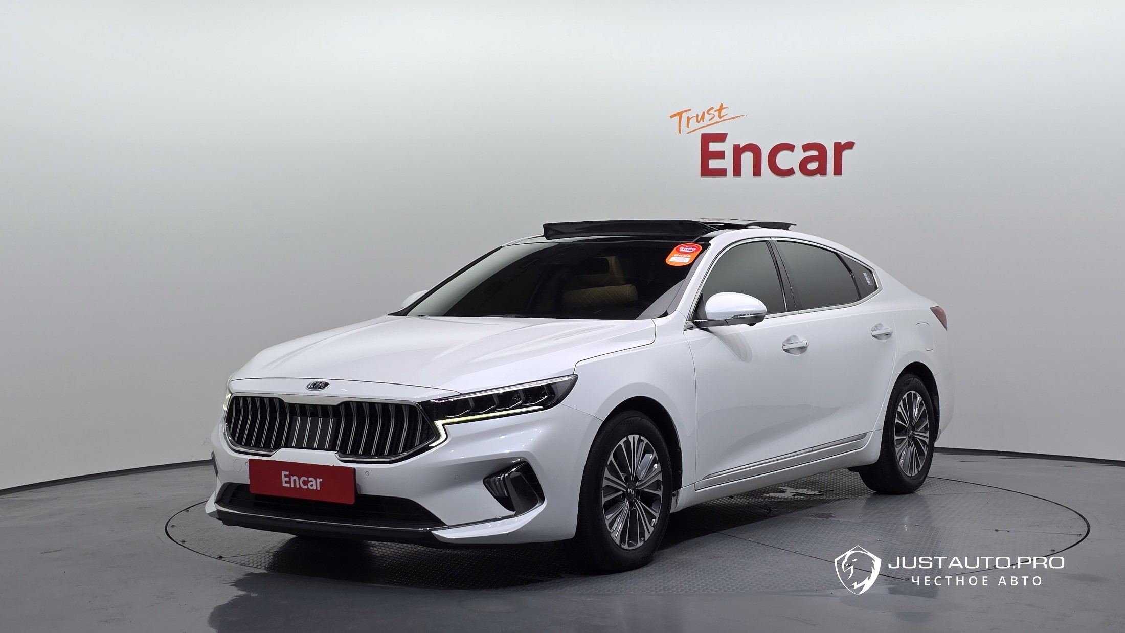 Автомобиль Kia K7