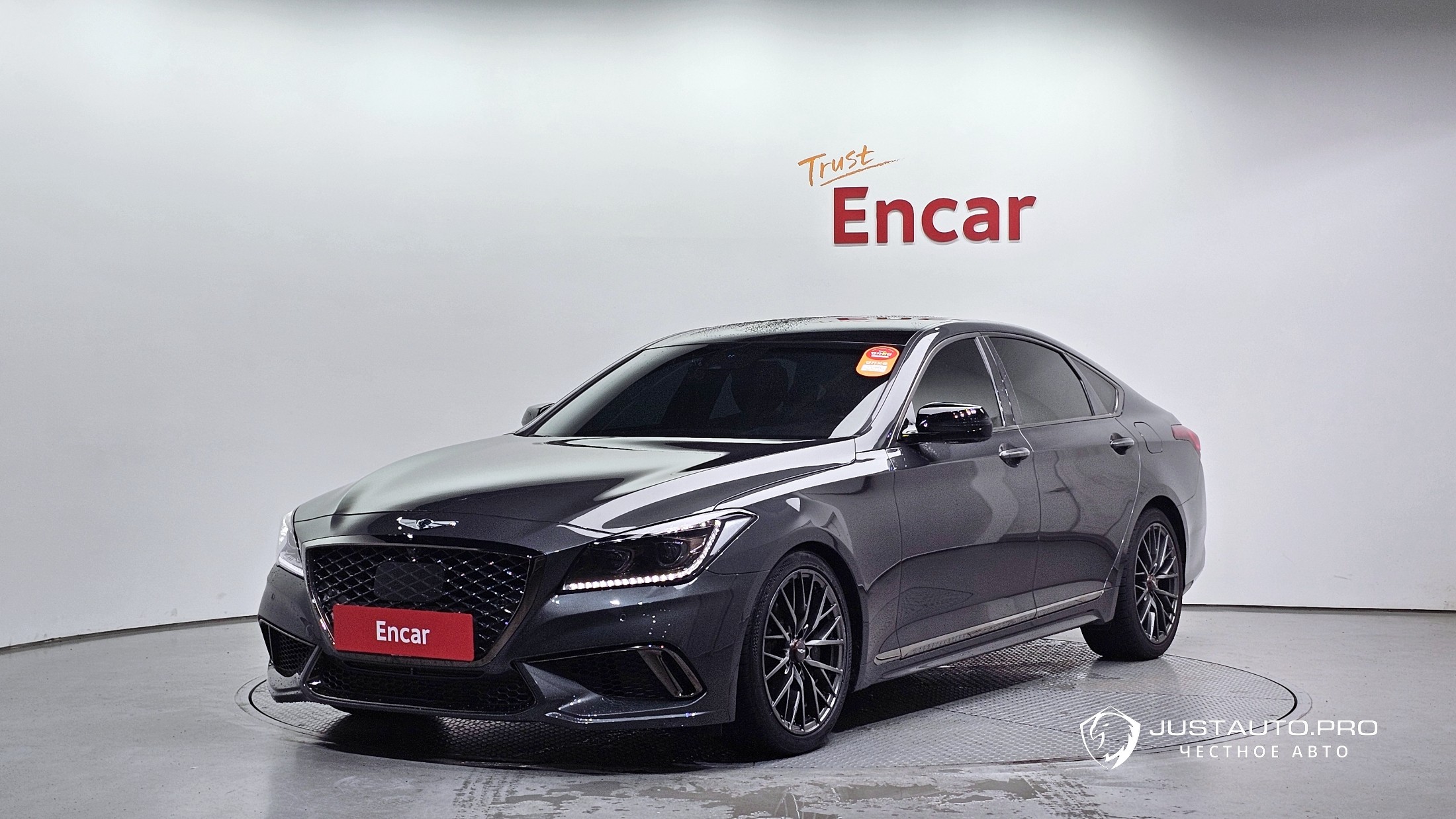 Автомобиль Genesis G80