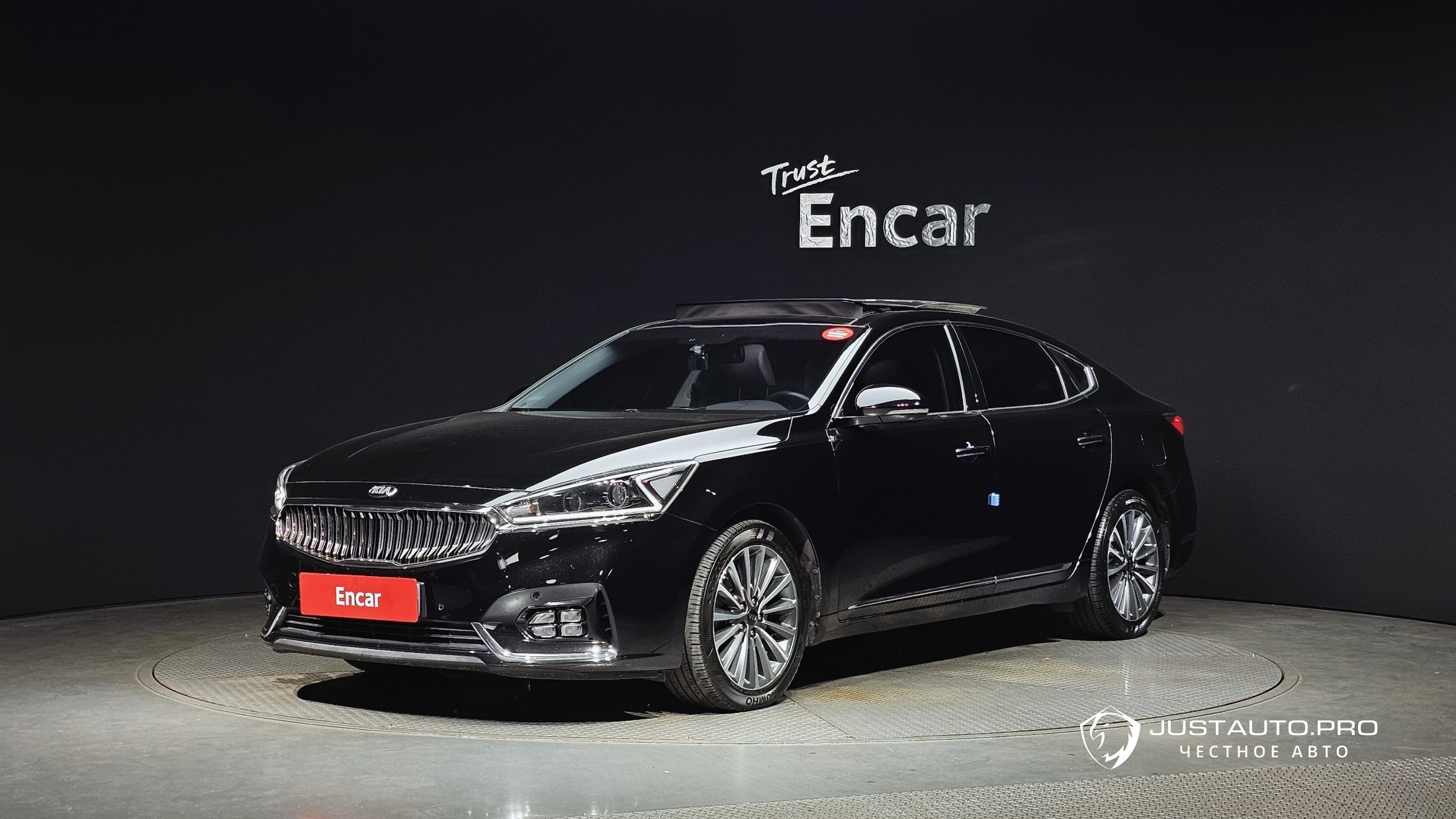 Автомобиль Kia K7