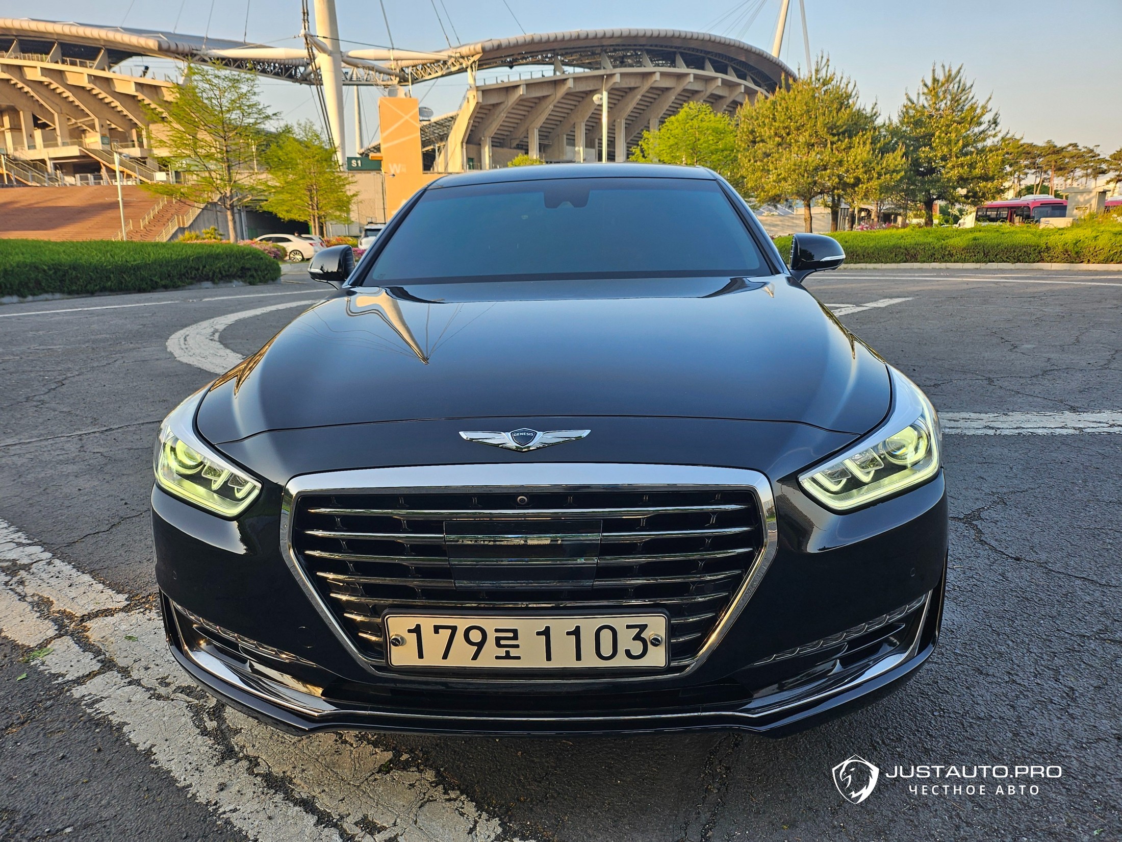 Автомобиль Genesis EQ900