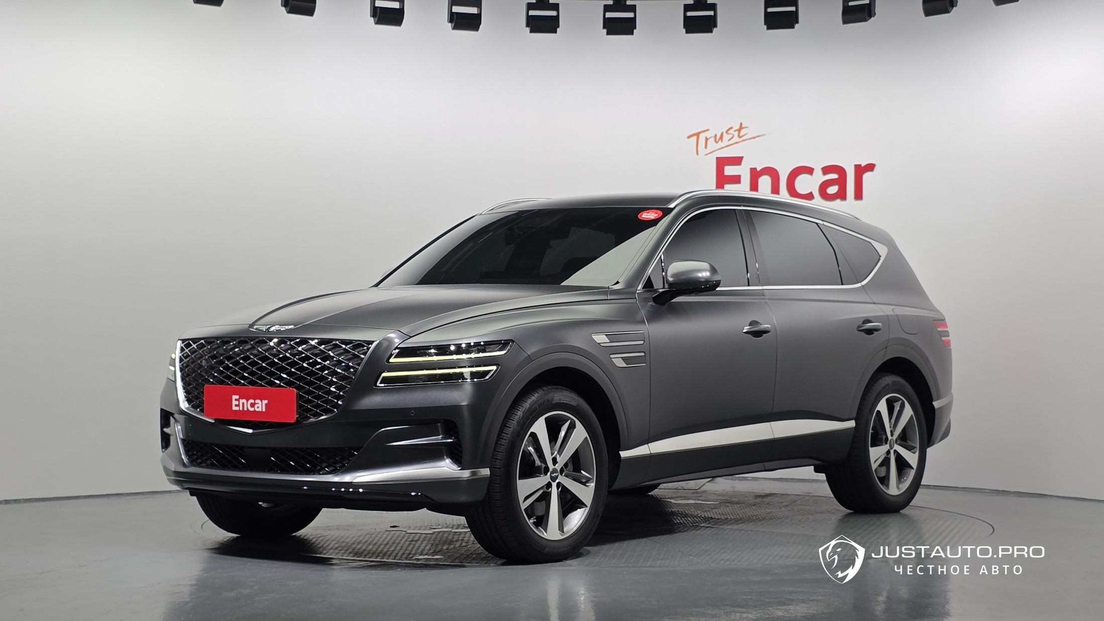 Автомобиль Genesis GV80