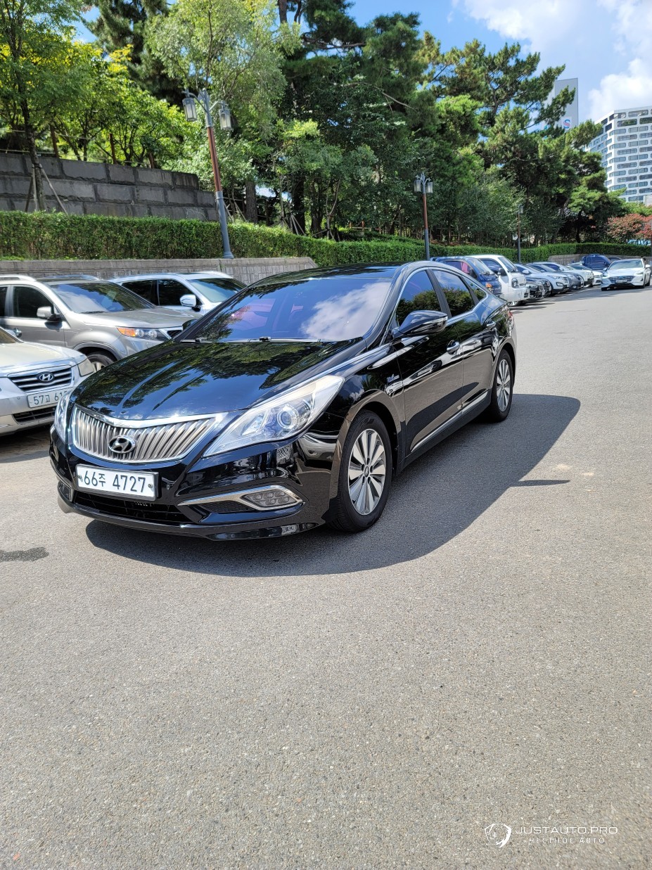 Автомобиль Hyundai Grandeur