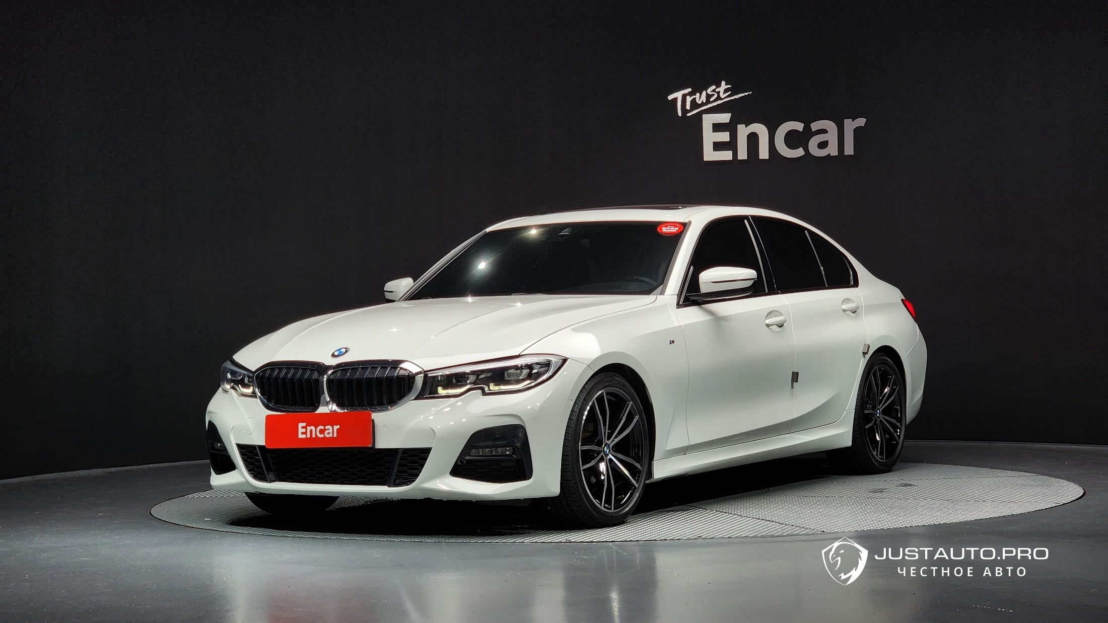 Автомобиль BMW 3-Series