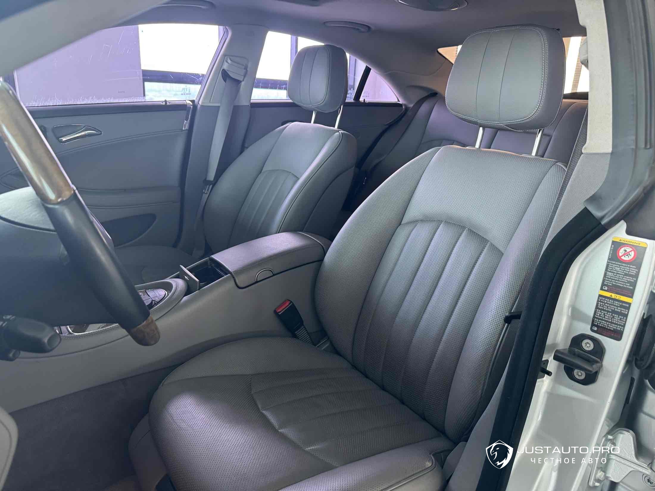 Автомобиль Mercedes-Benz CLS-Class