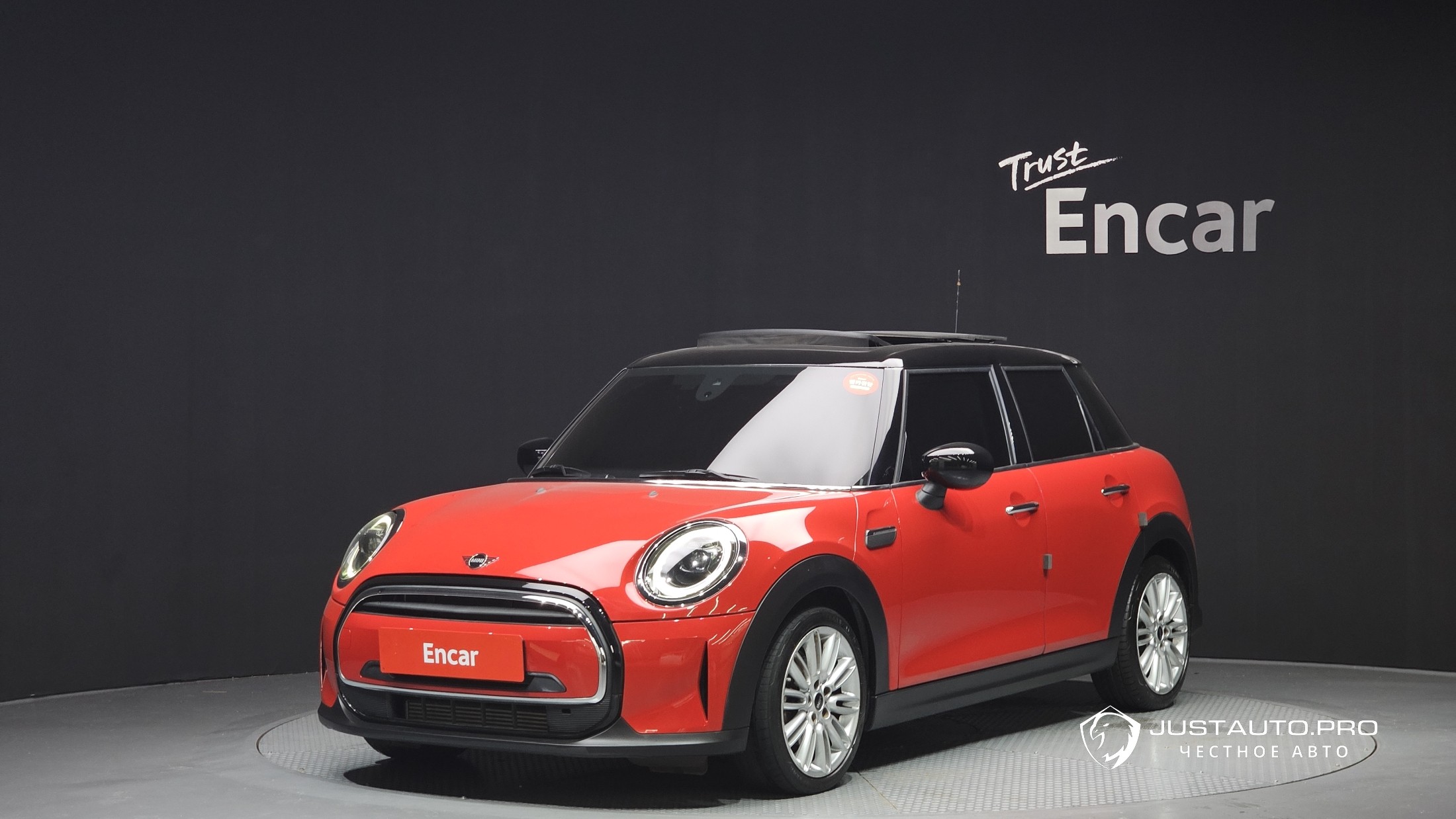 Автомобиль Mini Cooper