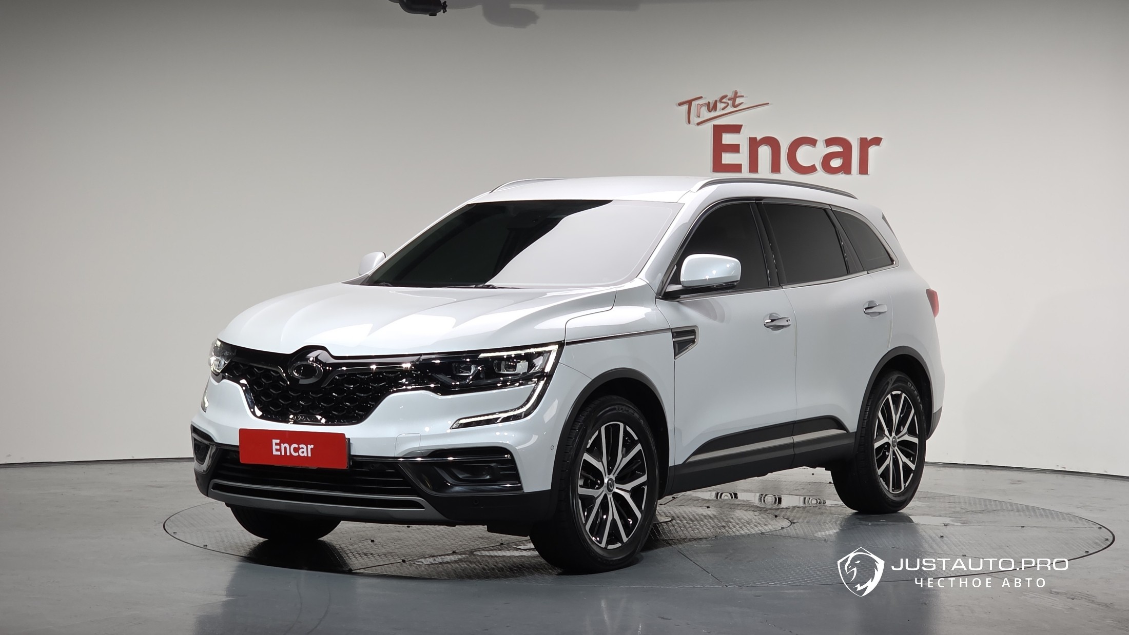 Автомобиль Renault-KoreaSamsung QM6