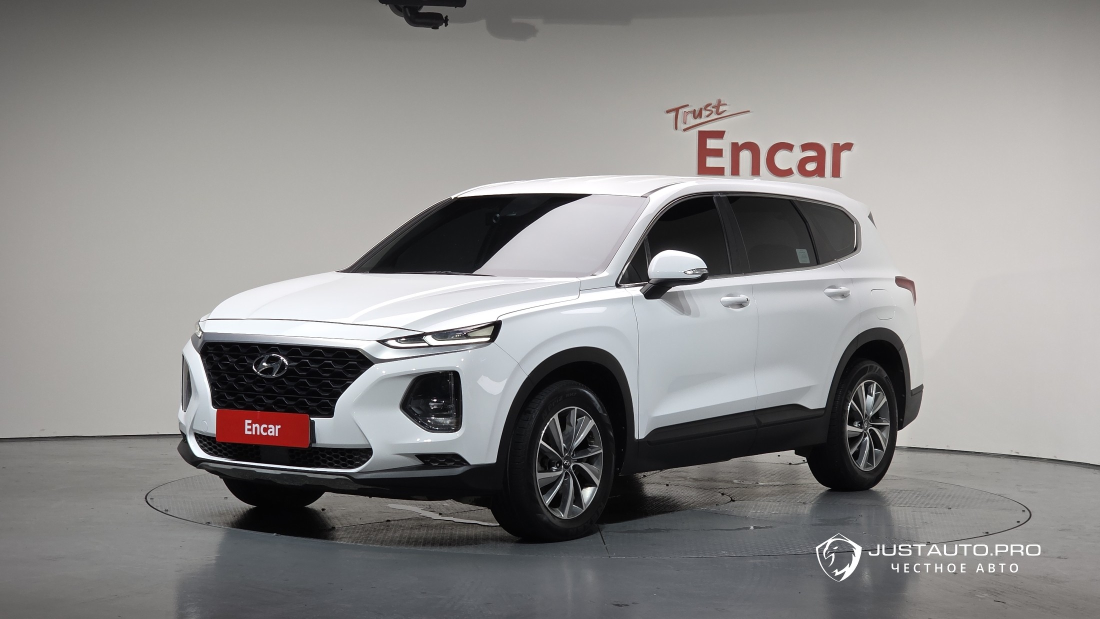 Автомобиль Hyundai Santafe