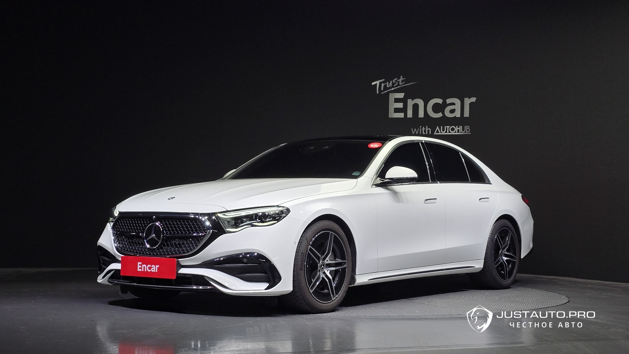 Автомобиль Mercedes-Benz E-Class