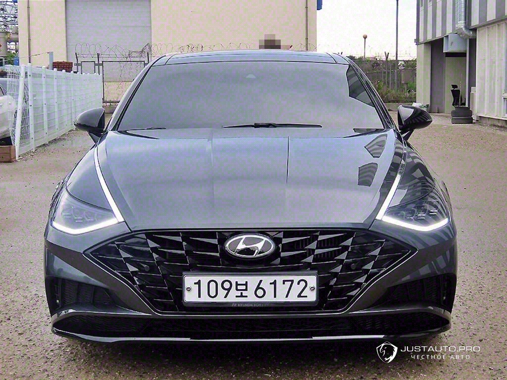 Автомобиль Hyundai Sonata