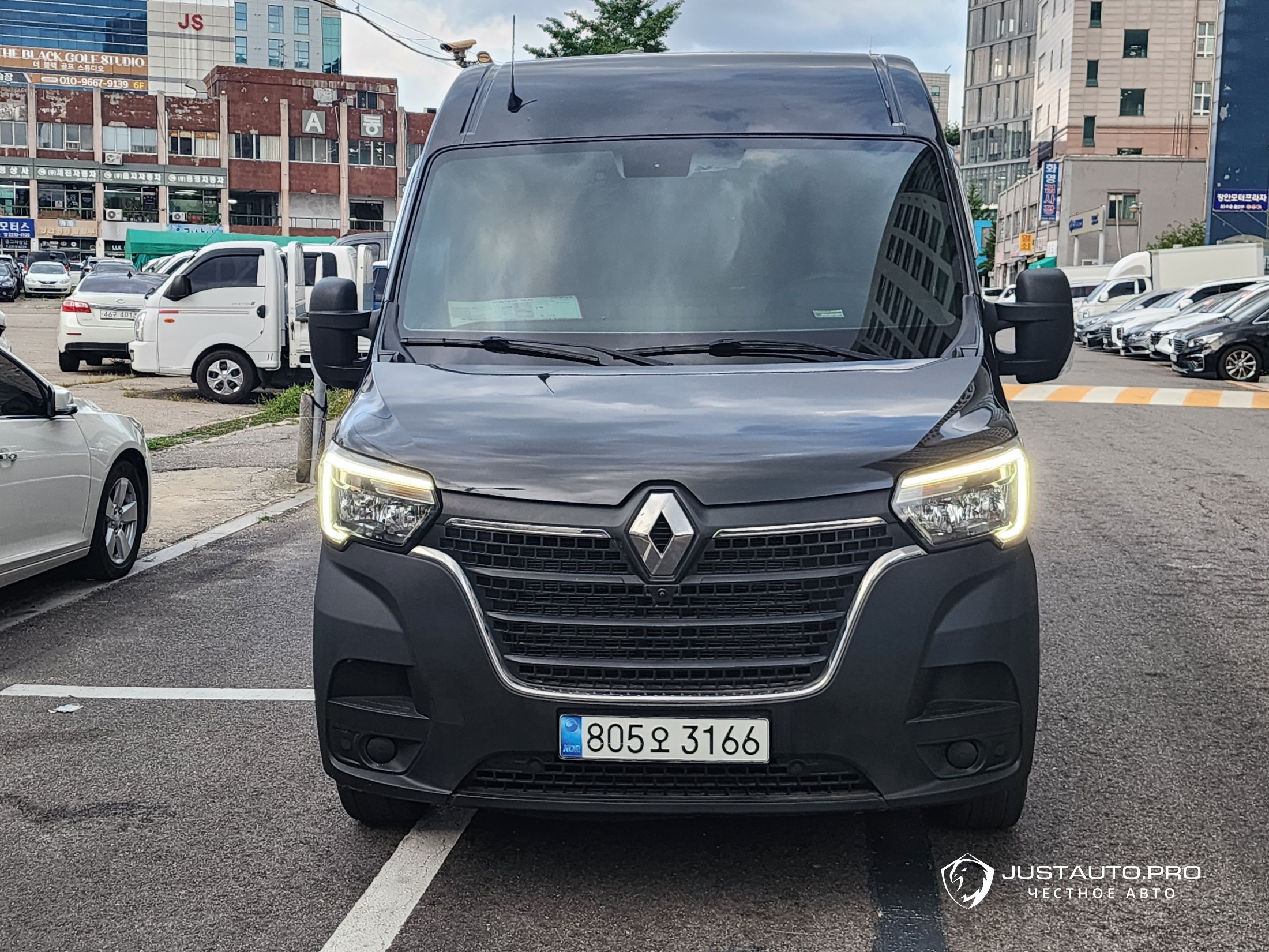 Автомобиль Renault-KoreaSamsung Master