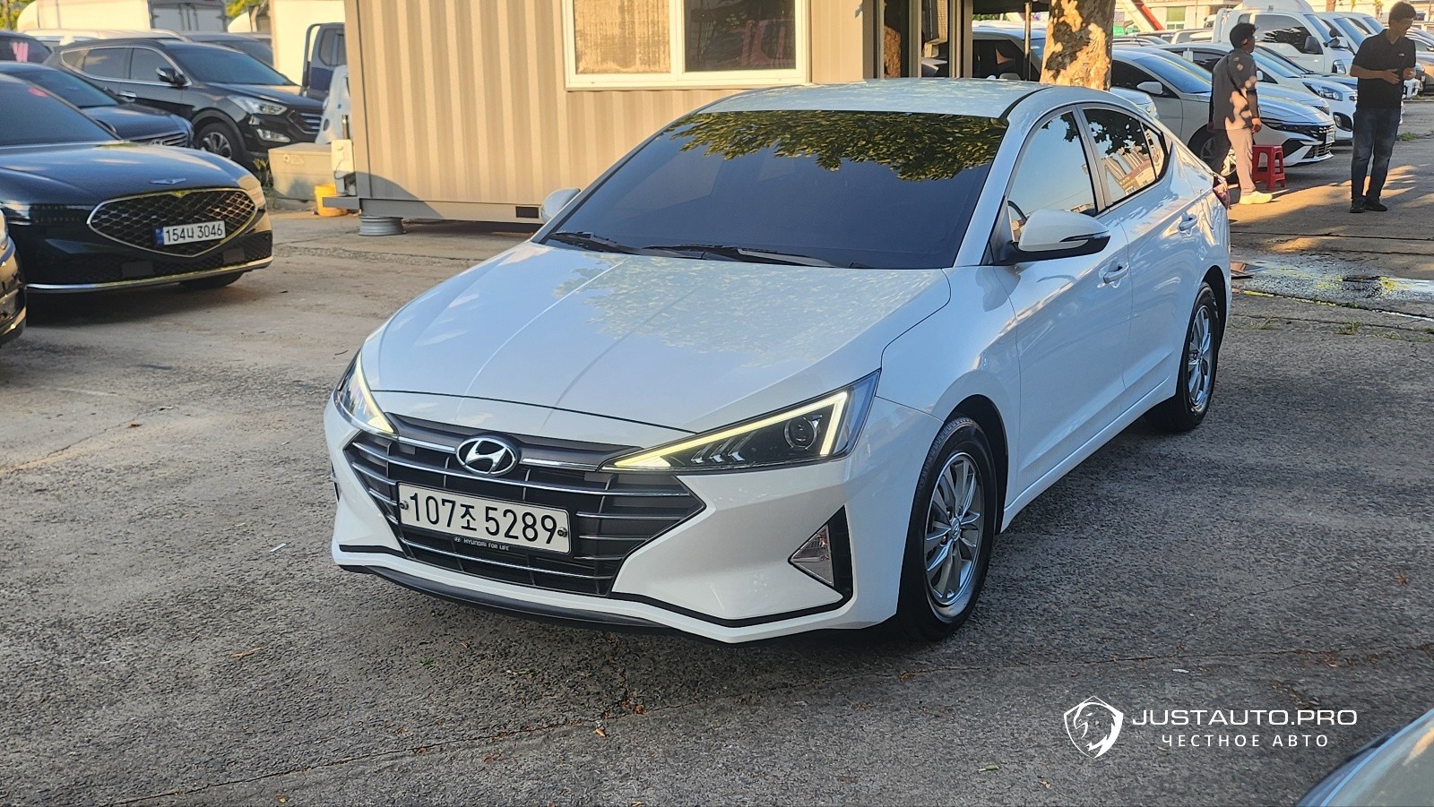Автомобиль Hyundai AVANTE