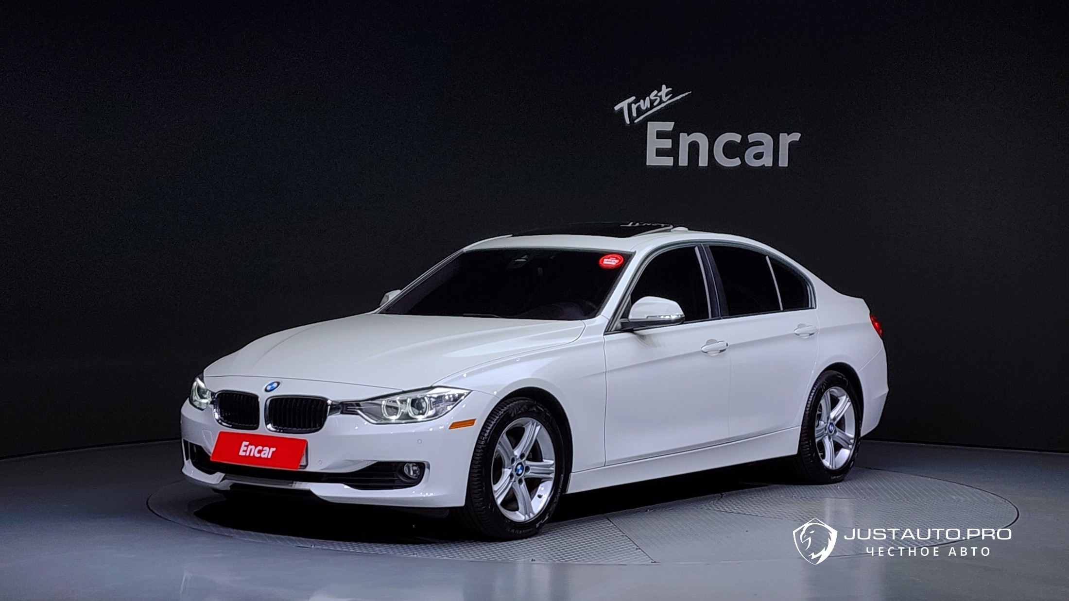Автомобиль BMW 3-Series