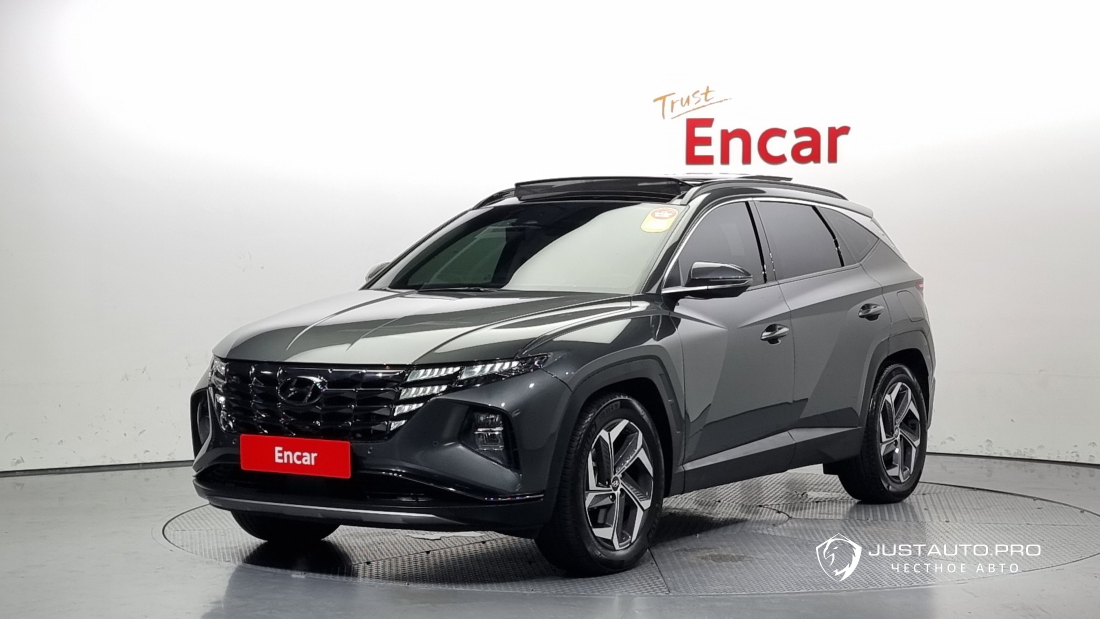 Автомобиль Hyundai Tucson