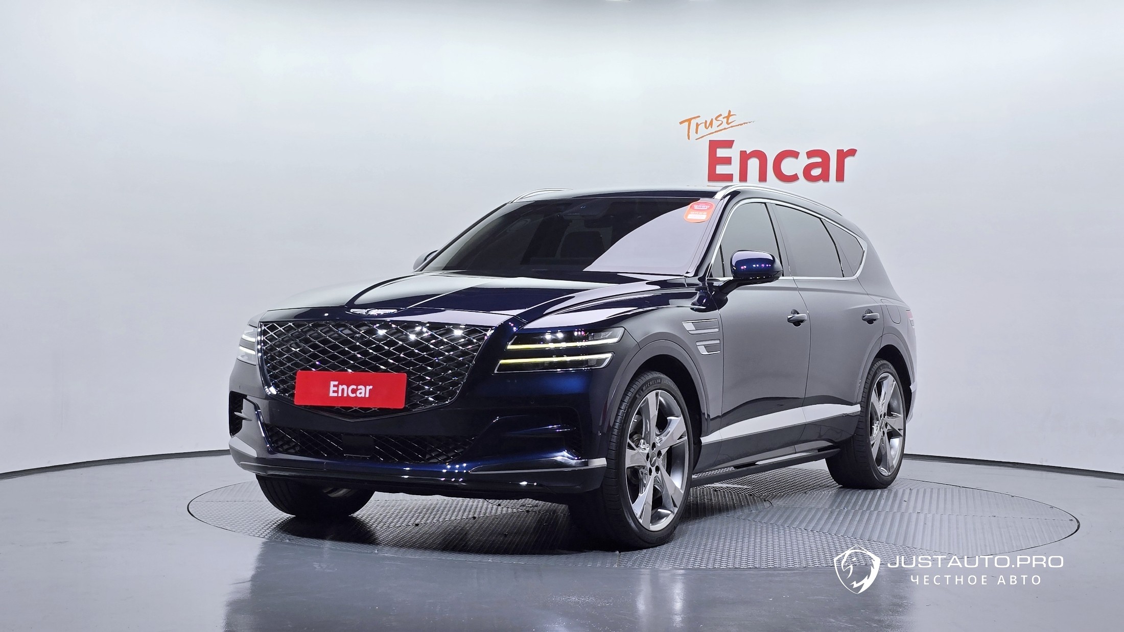 Автомобиль Genesis GV80