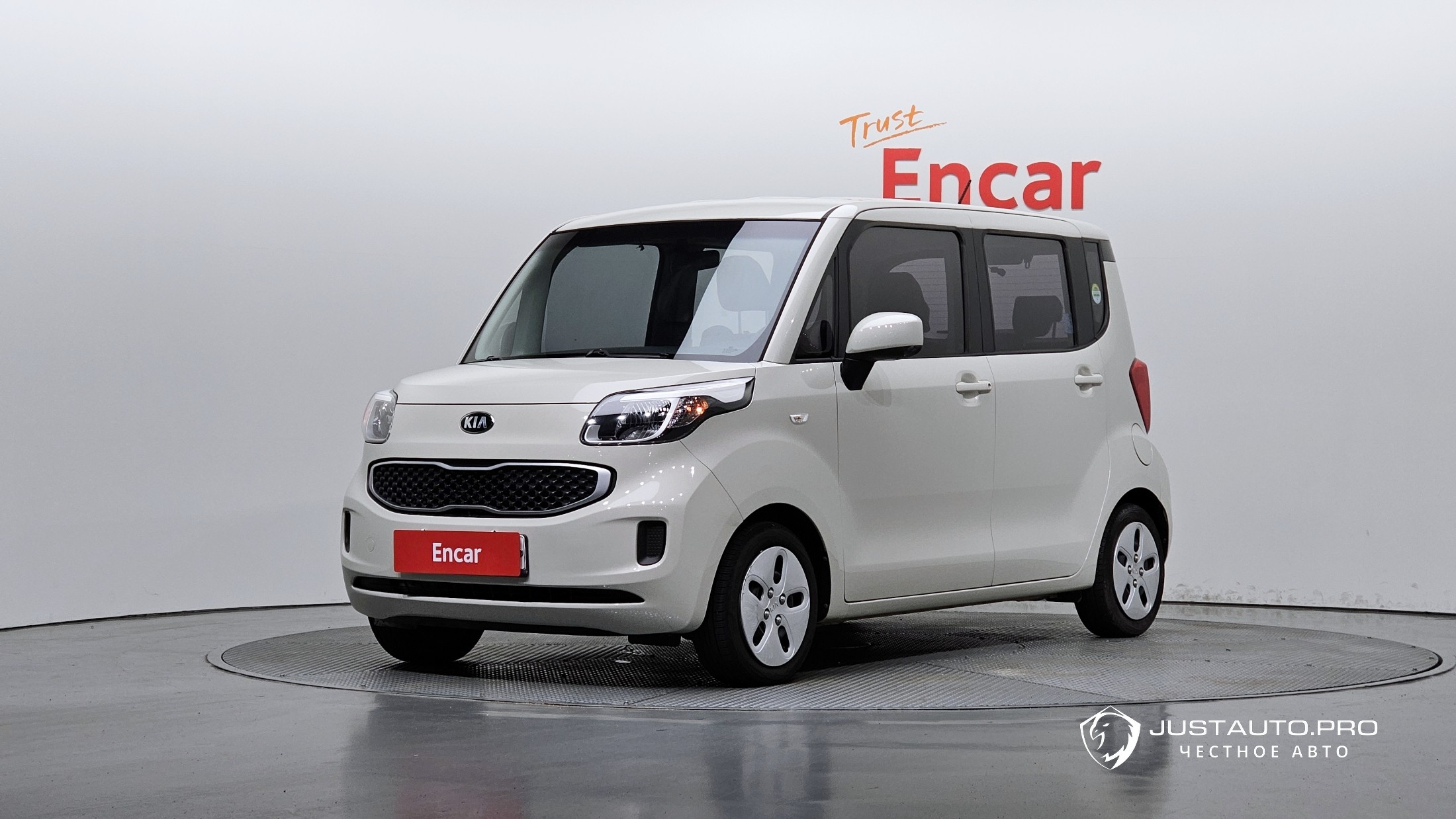 Автомобиль Kia RAY