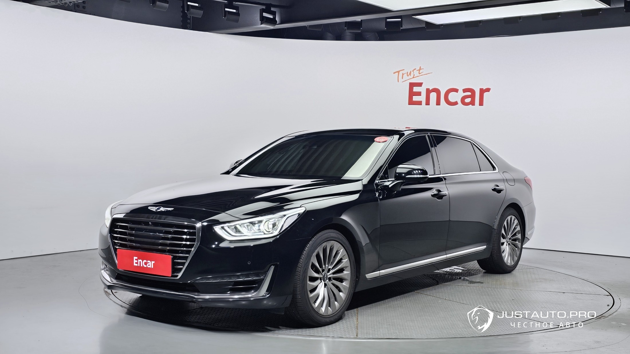 Автомобиль Genesis EQ900