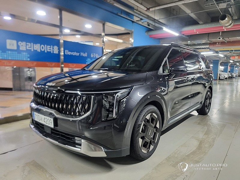 Автомобиль Kia Canival