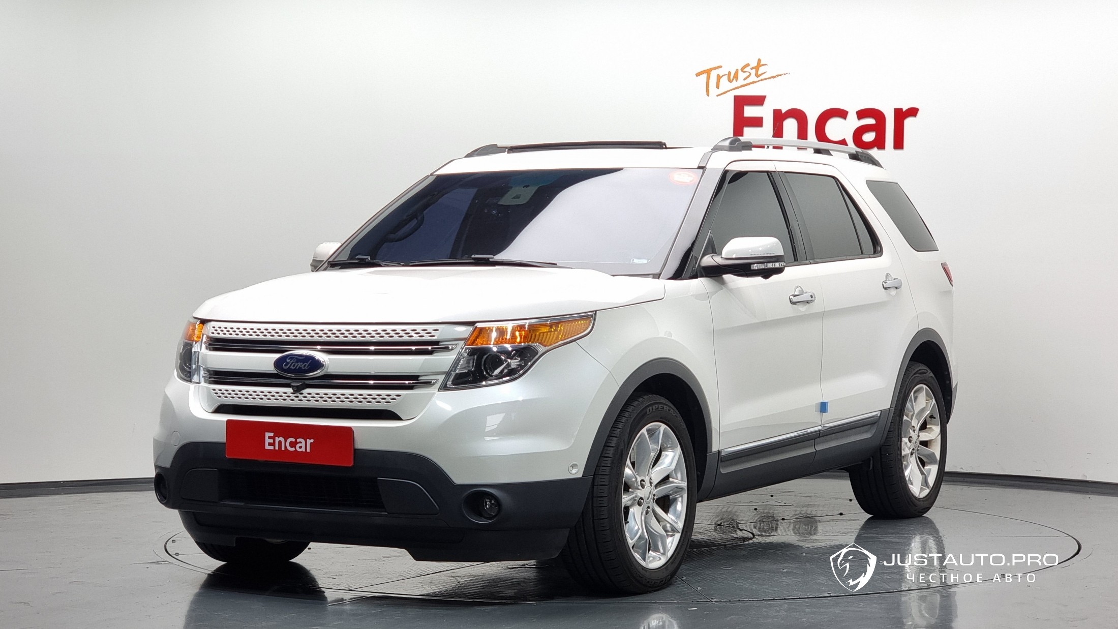 Автомобиль Ford Explorer