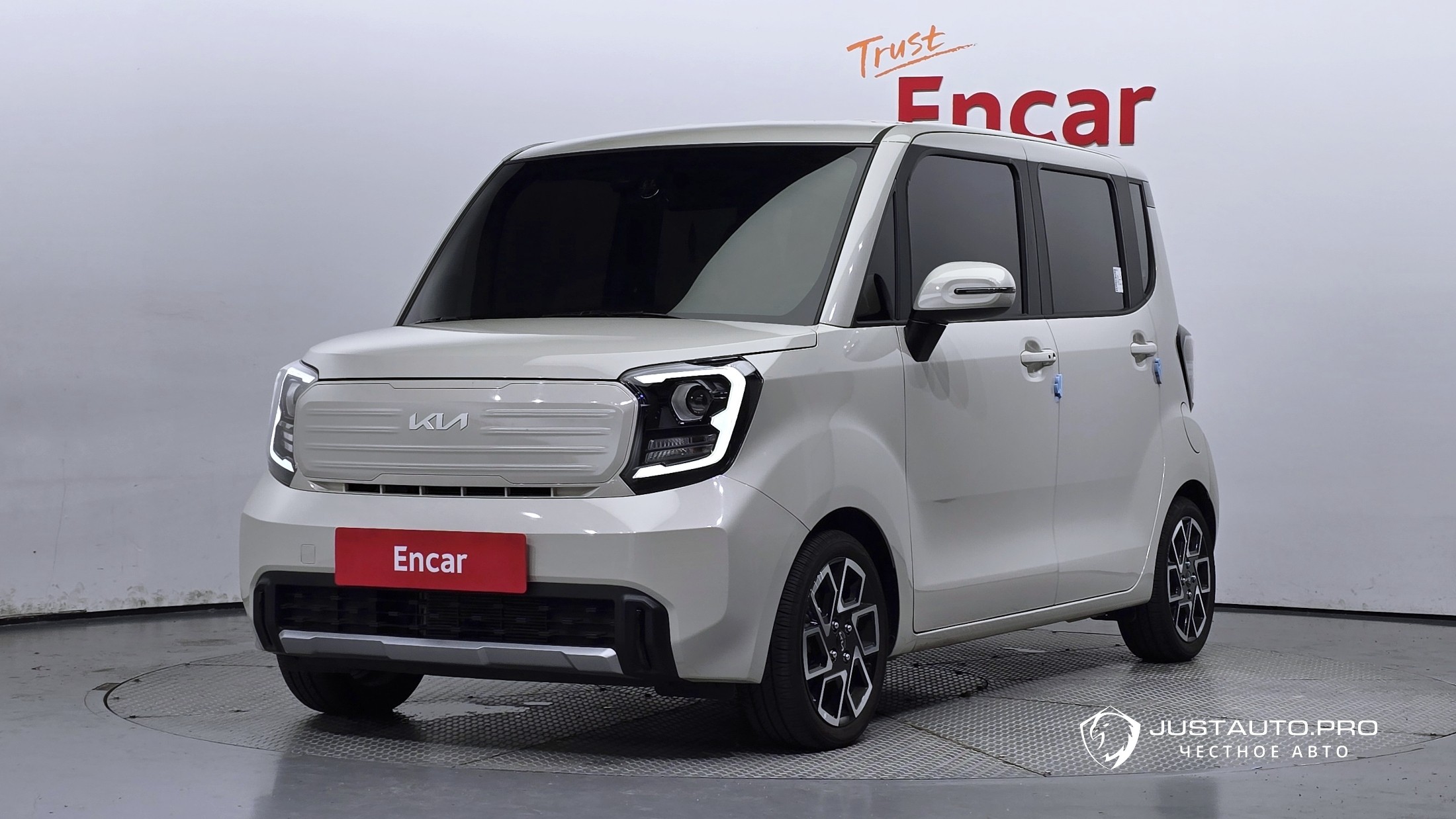 Автомобиль Kia RAY