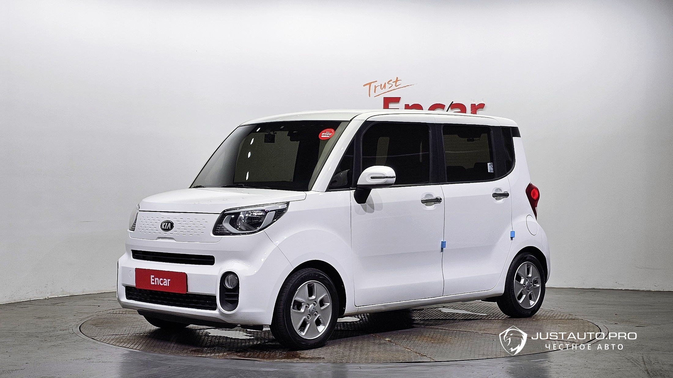 Автомобиль Kia RAY