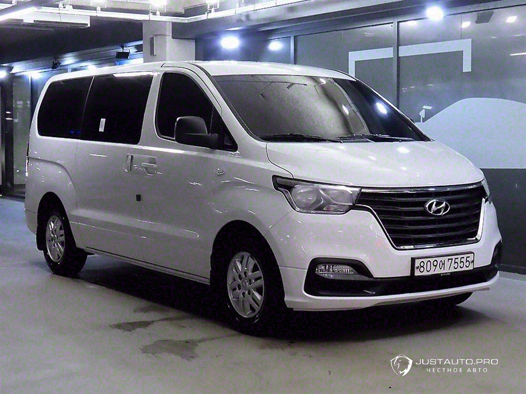 Автомобиль Hyundai Starex