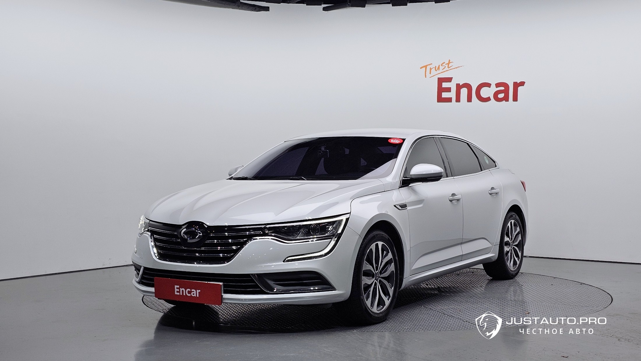 Автомобиль Renault-KoreaSamsung SM6