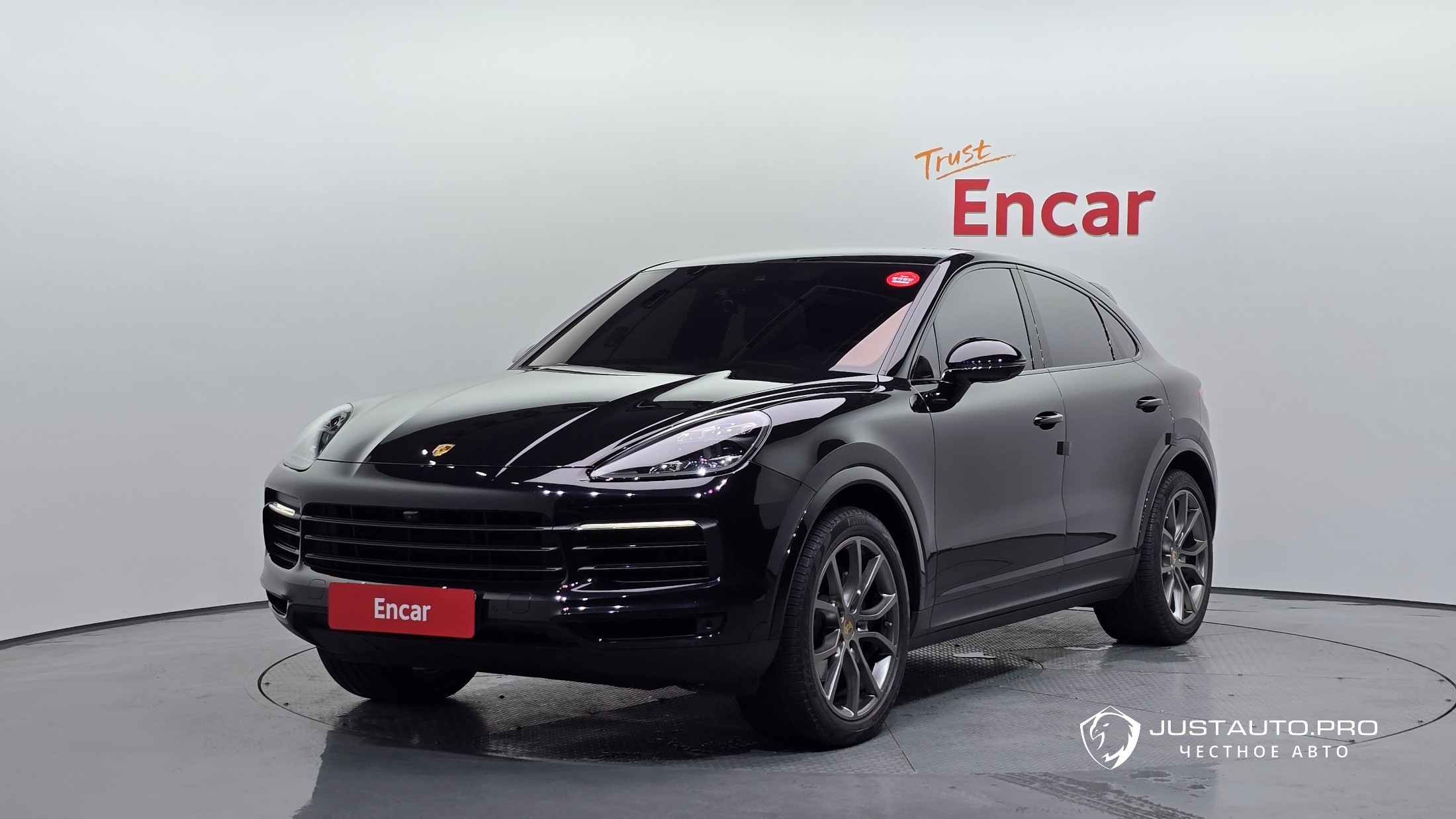 Автомобиль Porsche Cayenne