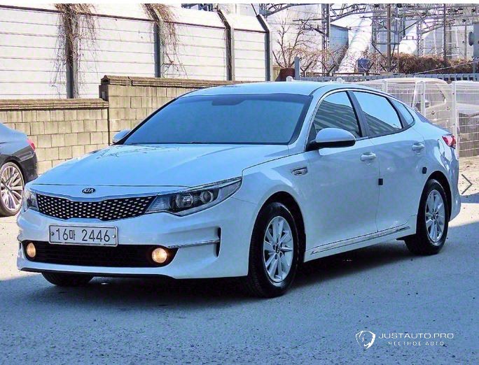 Автомобиль Kia K5