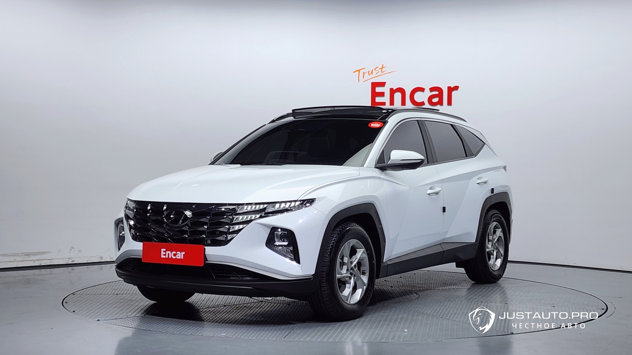 Автомобиль Hyundai Tucson