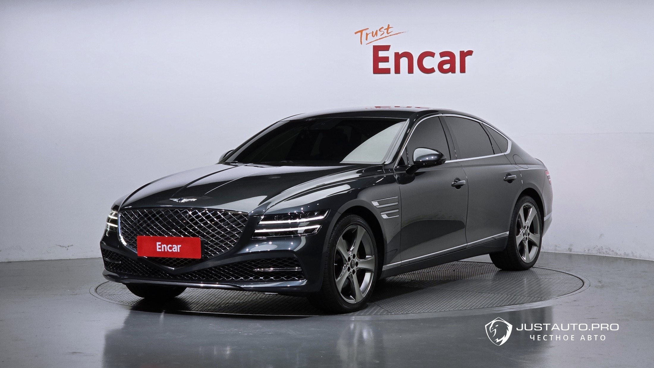 Автомобиль Genesis G80