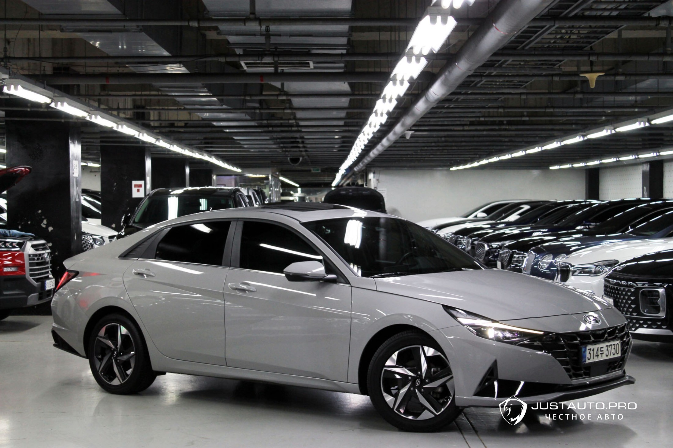 Автомобиль Hyundai AVANTE