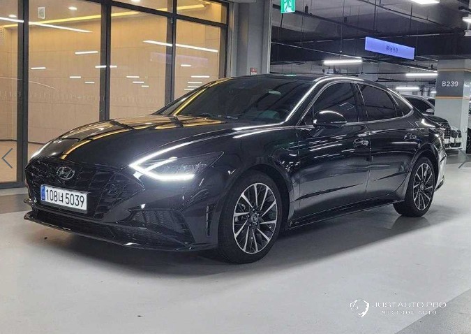 Автомобиль Hyundai Sonata