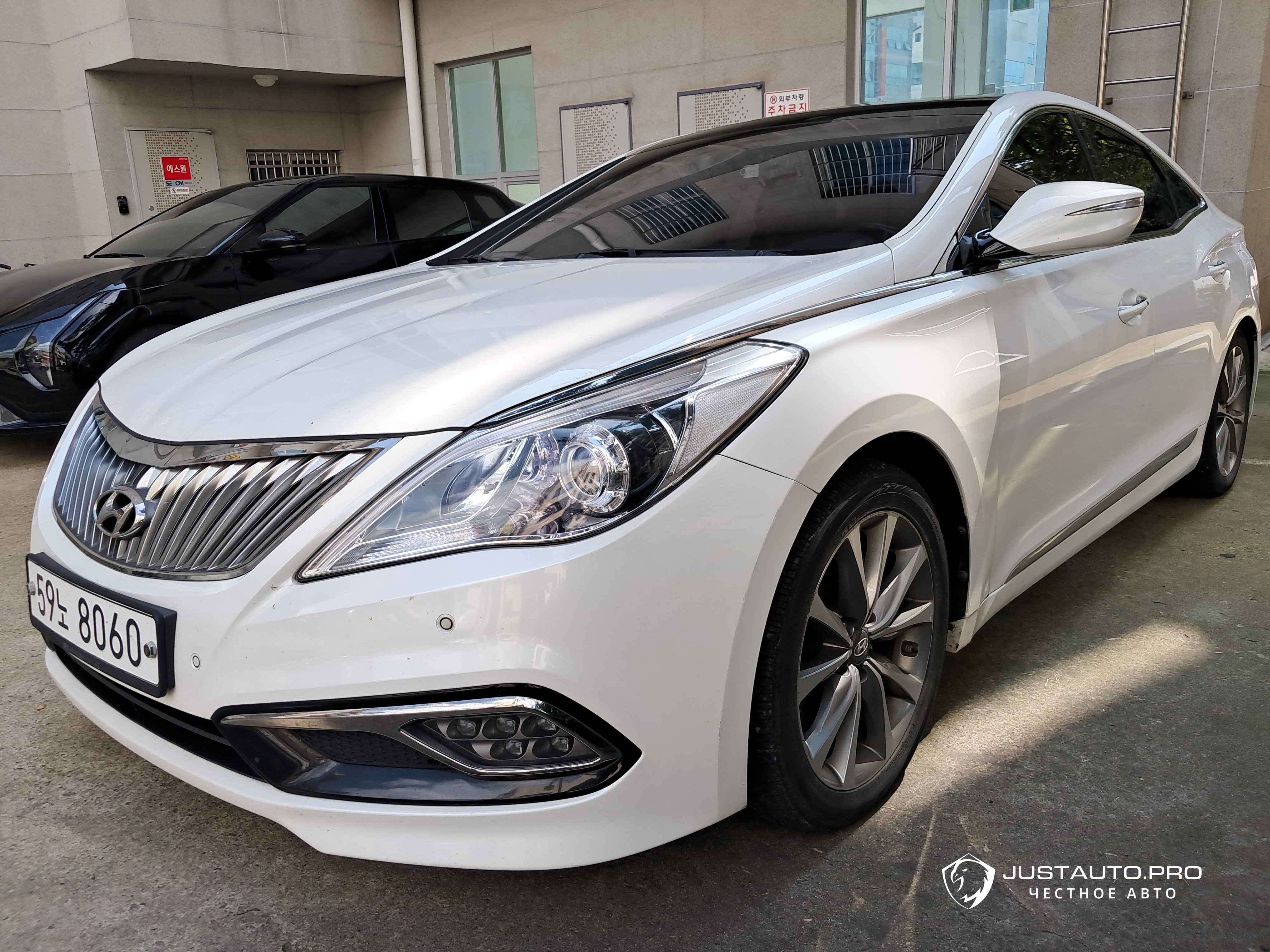 Автомобиль Hyundai Grandeur
